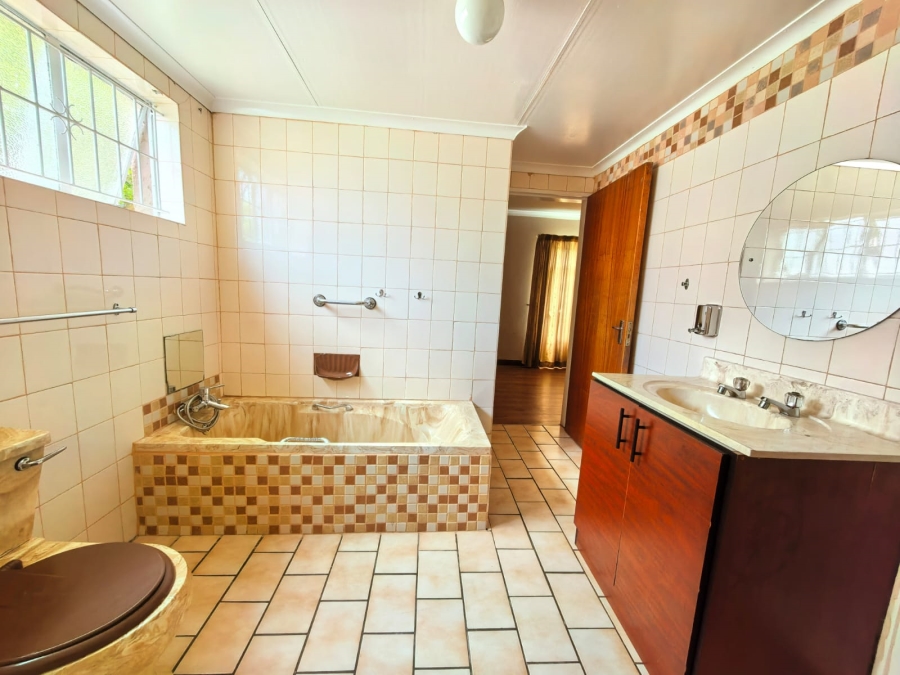 To Let 4 Bedroom Property for Rent in Sasolburg Ext 15 Free State